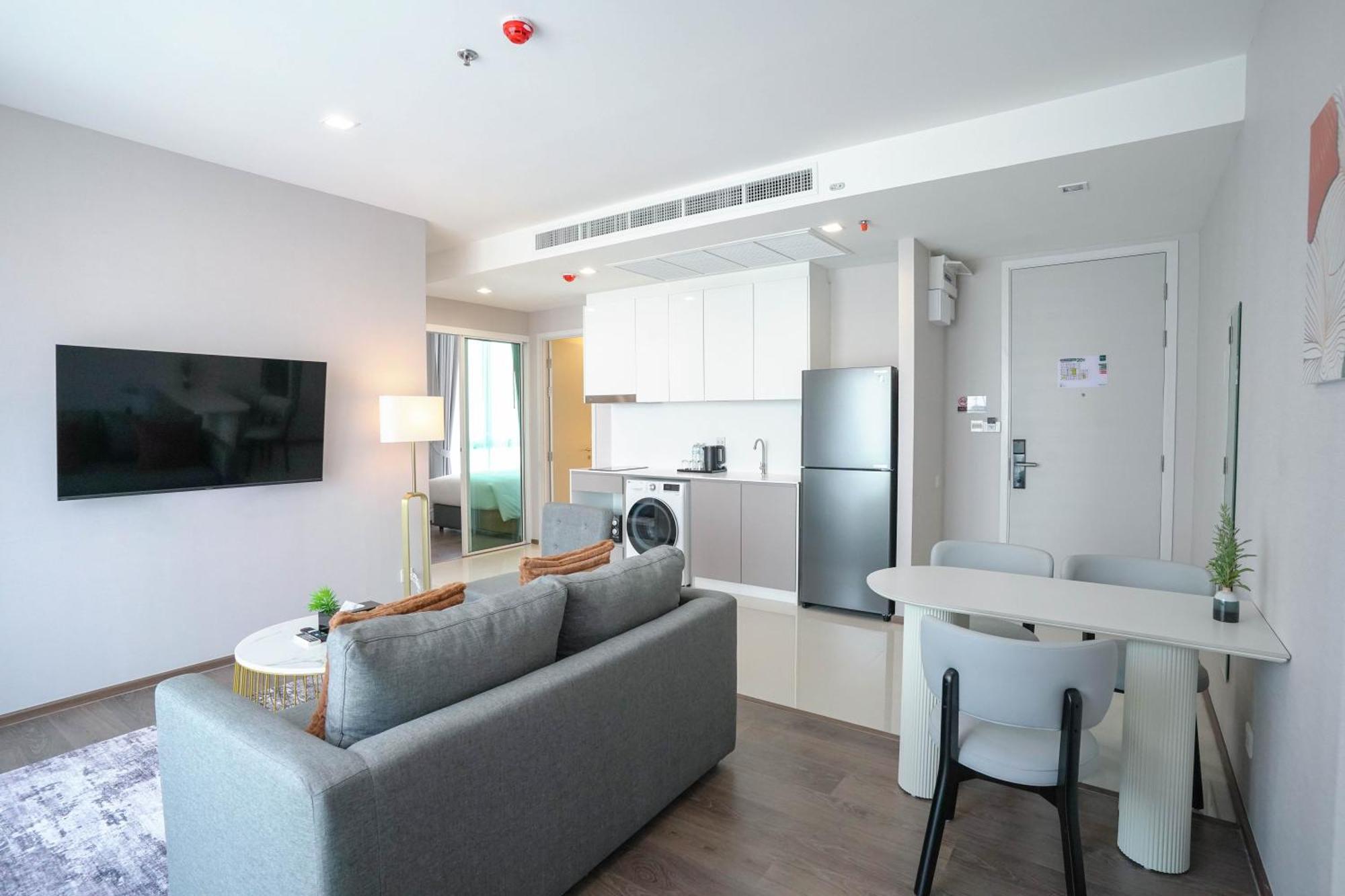 The Rich Grand Sukhumvit 4*